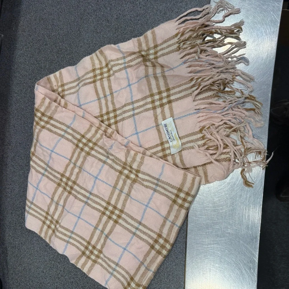 Royal Rossi Scarf Womens OS Pink Good Plaid Cashmere Fringed Winter Accessory